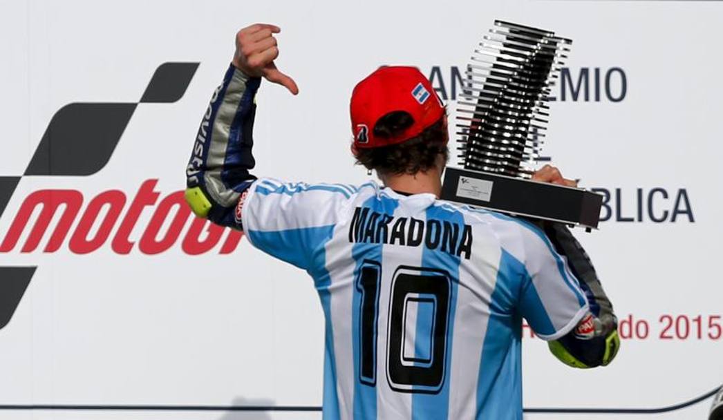 La festa con la maglia di Maradona. Reuters